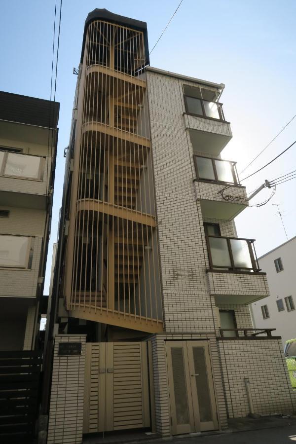 West Wood Guest Room Osaka Buitenkant foto